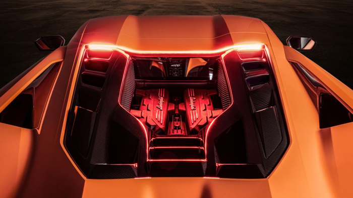 NextImg:Lamborghini's First Plug-In Supercar Will Replace Aventador 