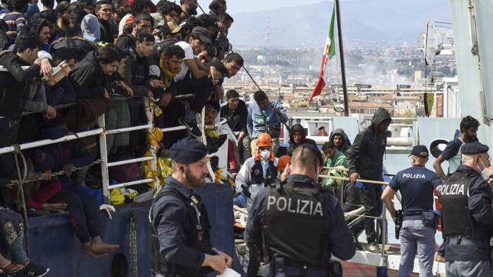 NextImg:Italy's Meloni Declares 'State Of Emergency' As Illegal Immigration Quadruples