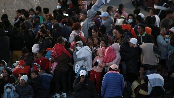NextImg:Border Patrol "Brace For F**king Impact" As End Of Trump-Era Immigration Policy Looms