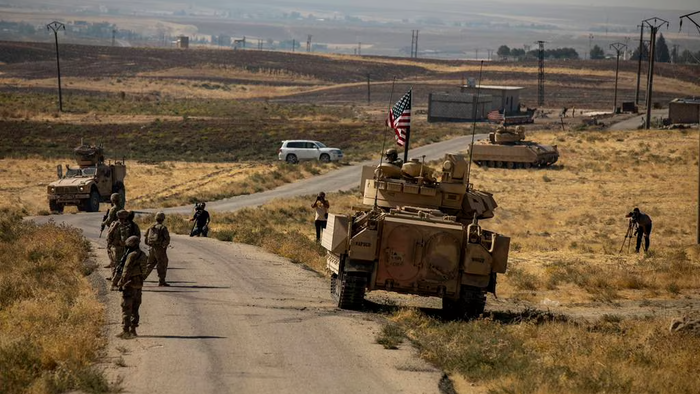 NextImg:US Bombs Targets In Eastern Syria After Rocket Attack Against Occupation Base