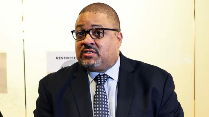 NextImg:Who Is Alvin Bragg? What You Need To Know About The Manhattan DA Who Indicted Trump