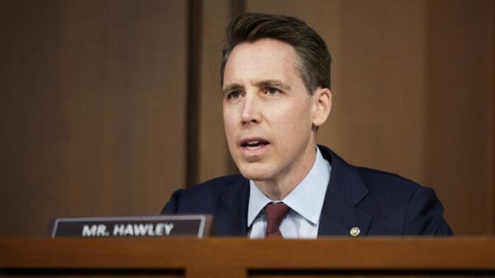 NextImg:'Modern-Day Slave Traders': Hawley Demands Probe Into 85,000 'Lost' Migrant Children