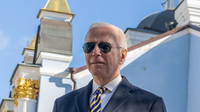 NextImg:War Threatens Ukraine Auto Empire Of Biden Megadonor And Lender Who's Urging Greater U.S. Role