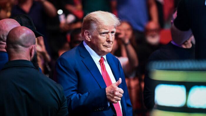 NextImg:Trump's Financial Report Shows His Business Empire Expanding