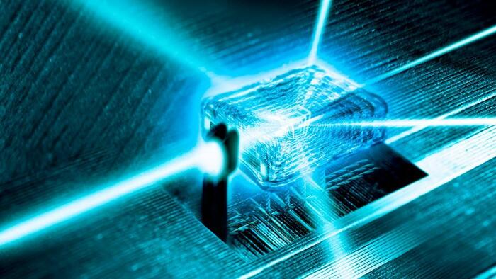 NextImg:Amazon Partners With De Beers To Grow Fake Diamonds For Quantum Computing