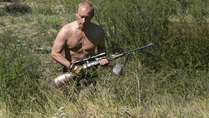 NextImg:Kremlin Addresses Western Reports That Putin 'Sits In A Bunker' & Uses Body Doubles