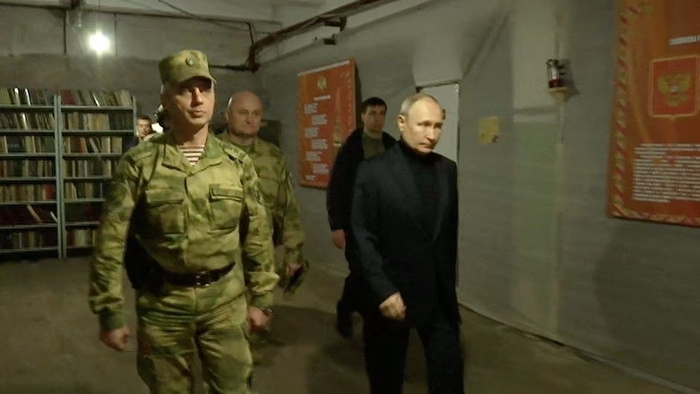 NextImg:Putin Makes Surprise Visit To Troops Near Frontline In Ukraine