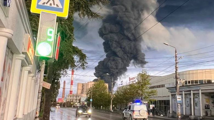 NextImg:Ukrainian Kamikaze Drones Blow Up Crimean Fuel Depot, 'Answering' Yesterday's Air Strikes