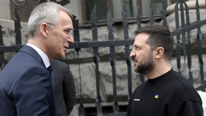 NextImg:Stoltenberg Visits Kiev In 1st Since War's Start, Stresses Ukraine Belongs In NATO
