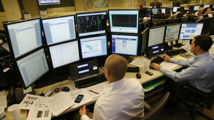 NextImg:S&P Futures Rise Above 4,100 Propelled By Tech Earnings, Rate Hike Doubts