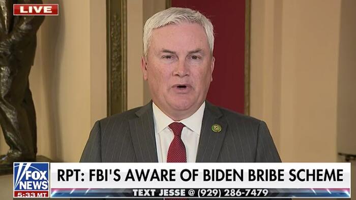 NextImg:Kentucky Rep: FBI "Don't Respect Anyone In Congress"