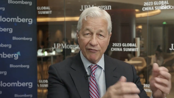 NextImg:Jamie Dimon Visits China, Says No "Decoupling And World Will Go On"