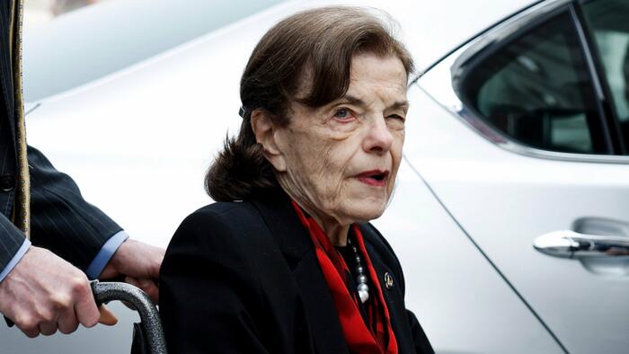 NextImg:"I've Been Here": Feinstein Seems Unaware Of Months-Long Senate Absence