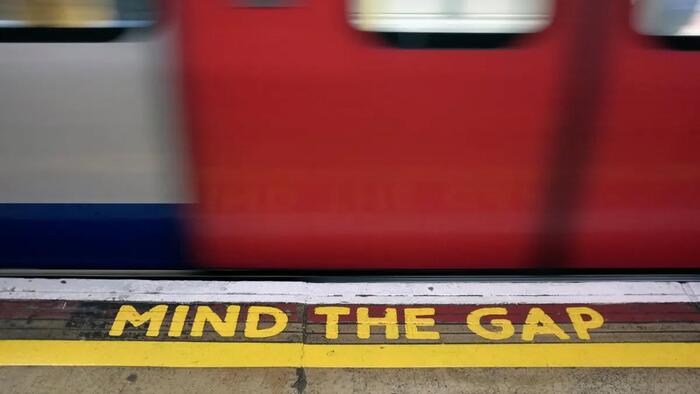 NextImg:Too Many Gaps To Mind