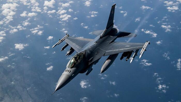 NextImg:US Signals Willingness To Greenlight Export Of F-16 Jets To Ukraine