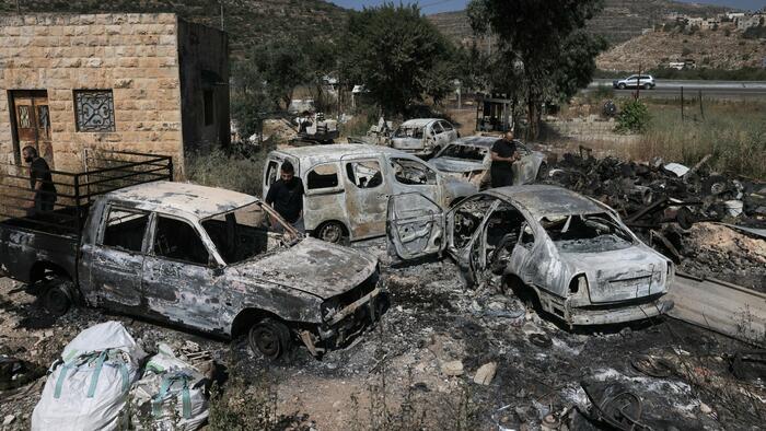 NextImg:West Bank Settlers Rampage In Palestinian Villages, Killing 1 And Injuring Dozens