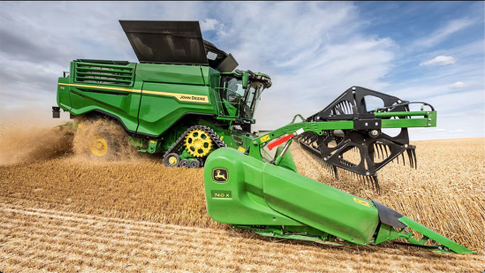 NextImg:Mania Hits Used Farm Equipment Market As Combine Prices Hit Record