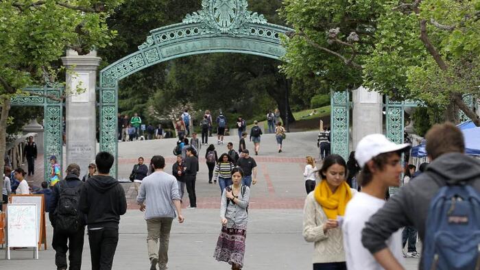 NextImg:California Bill Would Expand College Financial Aid To Asylum Seekers