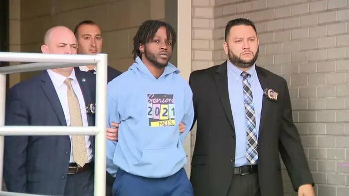 NextImg:Race-Baiting Dems, Media Fall Silent After Black Subway 'Hero' Kills Crazed Man In NYC