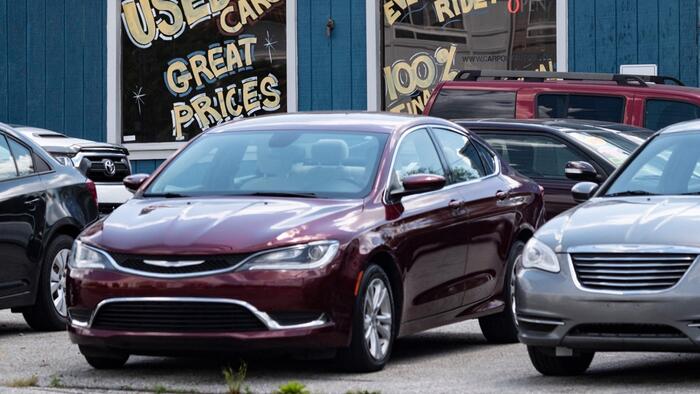 NextImg:Negative Equity Surges: More Consumers Find Themselves In Underwater Auto Loans