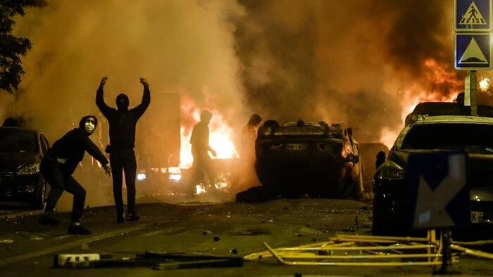 NextImg:'France Has Fallen': Dramatic Footage Shows Social Unrest Spreading In Third Night