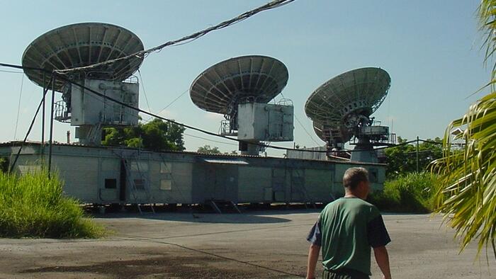NextImg:White House Denies Report China Seeking Spy Base In Cuba, But Menendez Demands Answers