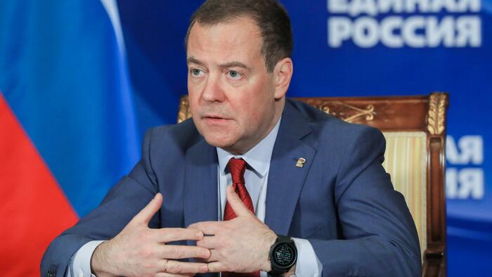 NextImg:Medvedev Urges Population To Rally Around Putin As Moscow Mayor Tells Residents 'Stay Inside'