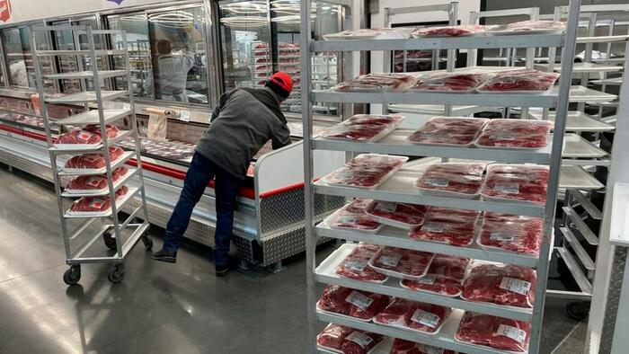 NextImg:Financial Hardship Surges As Cost-of-Living Crisis Squeezes Workers