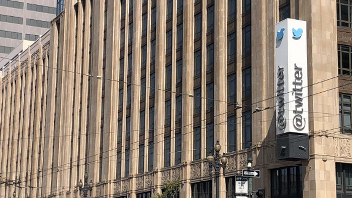 NextImg:Musk's Refusal To Pay Twitter HQ Rent Adds To Goldman's Growing CRE Loan Delinquencies