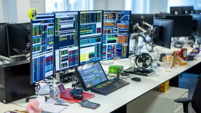 NextImg:US Futures, Global Stocks, Bond Yields Slide After Russian Turmoil