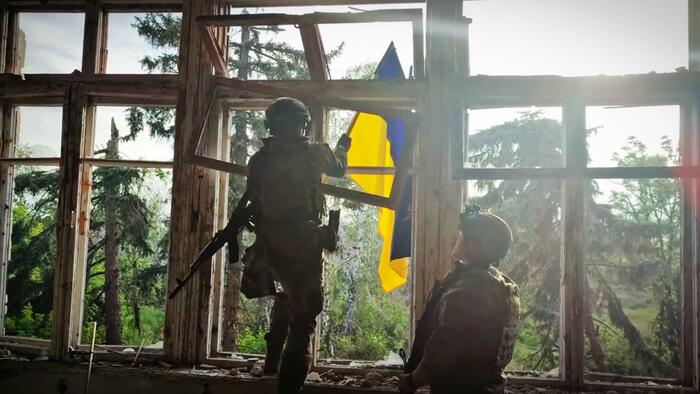 NextImg:The Failing Ukraine Counteroffensive & The Peace That Could Have Been