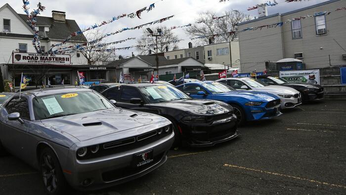 NextImg:"Price Erosion" Weighs On Used Car Prices For Second Consecutive Month