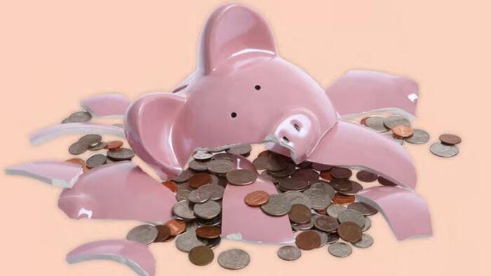 NextImg:Savings: Quarter Of Americans Have Few, 1 In 10 Have None