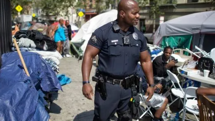 NextImg:"Go Somewhere That Understands Your Worth" - Los Angeles Police Union Boss Tells Cops Leaving City