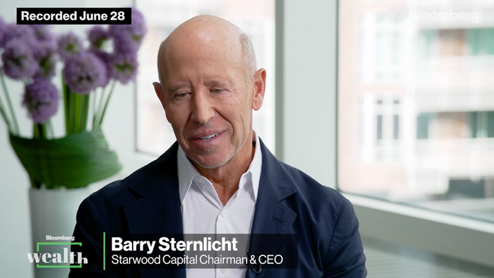 NextImg:Billionaire Sternlicht Warns CRE Storm Now "Category 5 Hurricane"