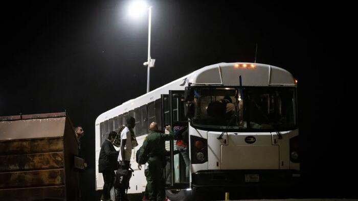 NextImg:Vast Majority Of Americans Say Illegal Immigration Is Either "Crisis" Or "Major Problem"