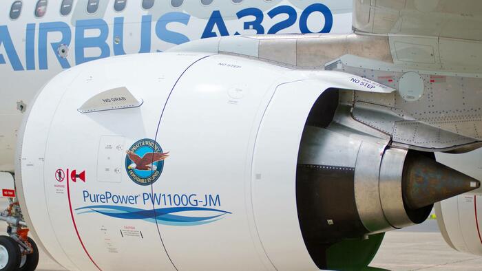 NextImg:Raytheon Shares Crash Most Since 9-11 After Disclosing Jet Engine Issues