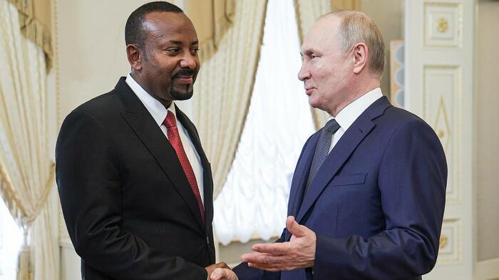 NextImg:Russia Seeks To Work With Africa To Weaken Dollar As Putin Hosts Summit
