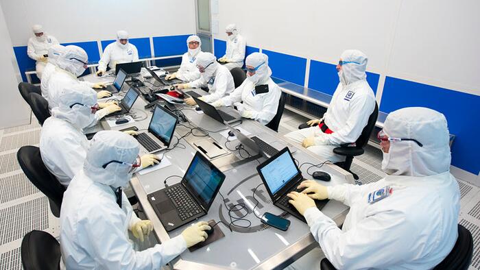NextImg:Intel Surges After Returning To Profitability And Blowing Away Expectations; Guides Sharply Higher
