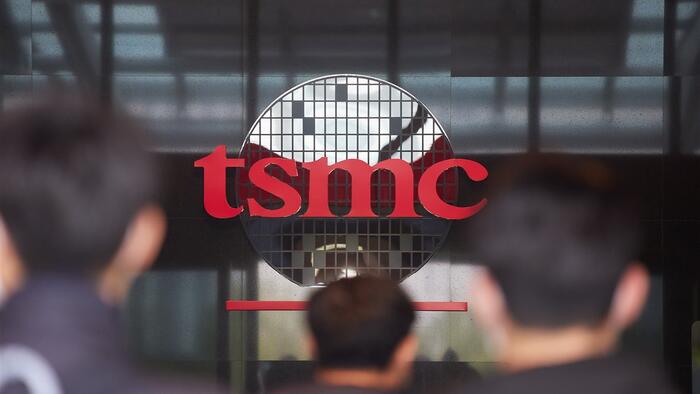 NextImg:World's Largest Chipmaker Slashes Guidance As AI Boom Fails To Deliver