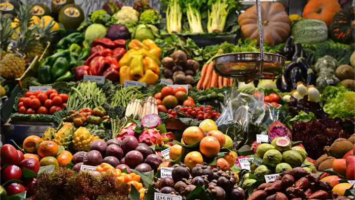 NextImg:World Food Prices Jump Most In 18 Months