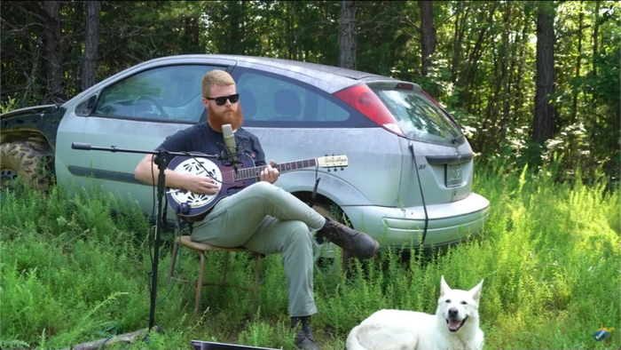 NextImg:'Rich Men North of Richmond' Artist Turns Down $8 Million From Stunned Music Execs, Says "Nothing Special About Me"