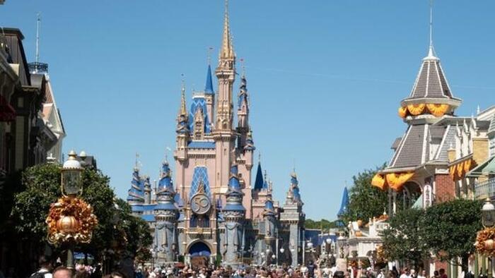 NextImg:Disney Now "Making The Same Mistake As Bud Light", Ex-Anheuser-Busch Exec Says