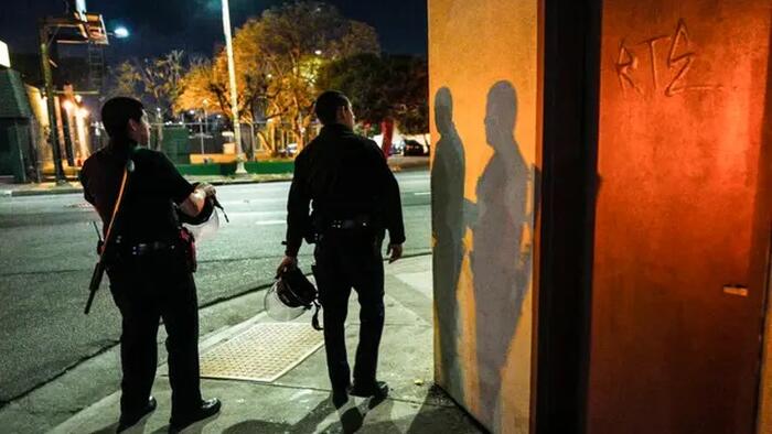 NextImg:'Flash-Mob' Daytime Burglaries Strike Southern California Stores