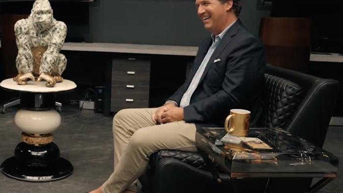 NextImg:Peter Thiel And Rebekah Mercer May Invest in Tucker Carlson's New Media Empire