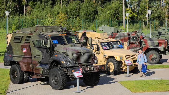 NextImg:Russia Flaunts NATO "Trophies" At Moscow Annual Army Expo
