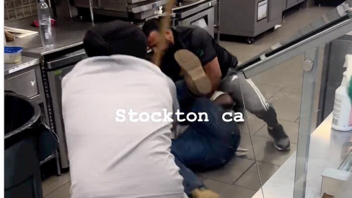 NextImg:Retailers Strike Back! 7-Eleven Workers Beat Brazen Mega-Shoplifter With A Stick