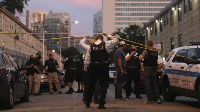 NextImg:Spree Of Robberies, Car Thefts Drive Chicago Crime To New Highs