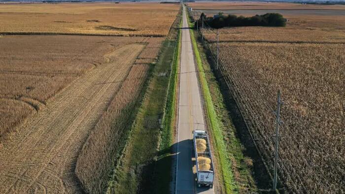 NextImg:Bipartisan Bill Aims To Block Chinese Purchase Of US Farmland