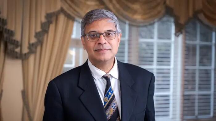 NextImg:Dr. Jay Bhattacharya: Biden Admin's Push For Everyone To Get New COVID Vaccine Is 'Irresponsible'